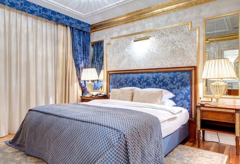سوییت جونیور, Flüela Davos   The Unbound Collection By Hyatt