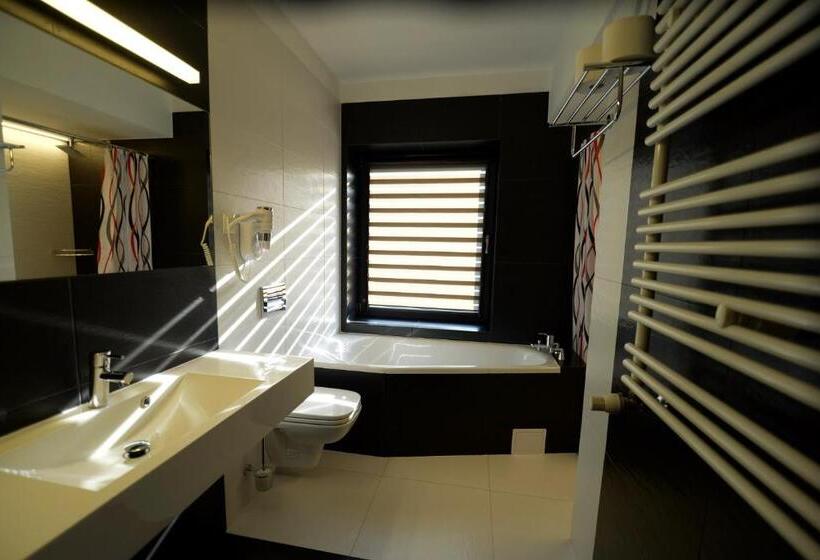 اتاق لوکس, Jakuszyce Sport & Spa