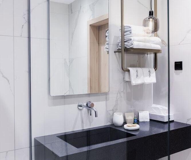 اتاق سوپریور, Pod Zidom Rooms
