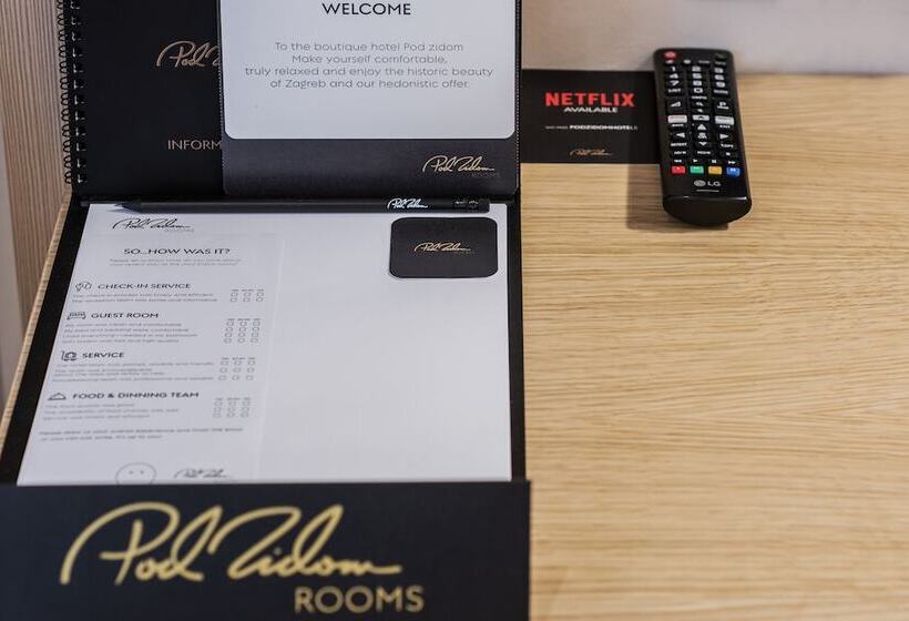 スーペリアールーム, Pod Zidom Rooms