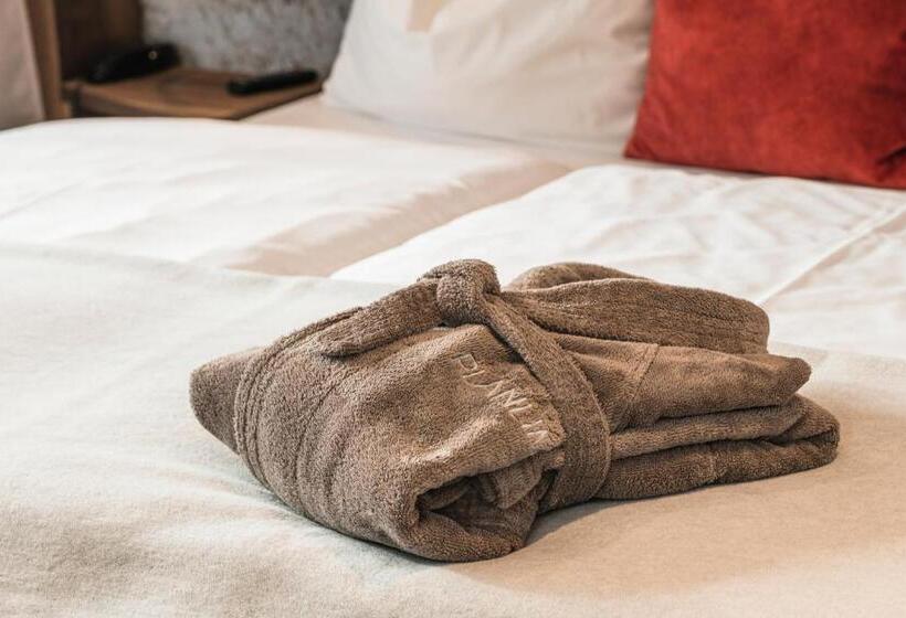 Студио Стандарт с Балконом, Boutique Hotel Planlim