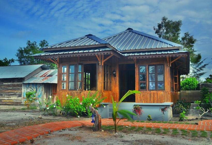 Номер Deluxe, Rock And Wreck Dive Resort