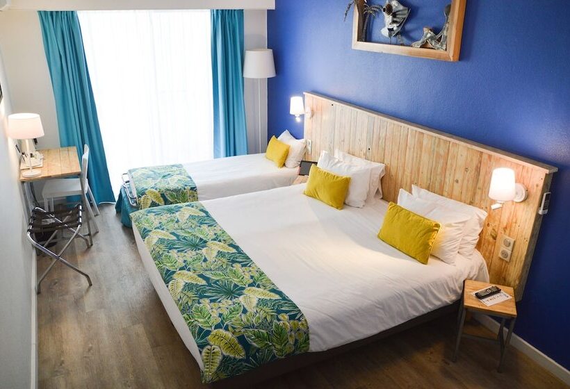 اتاق استاندارد سه نفره, Hôtel Le Grand Bleu