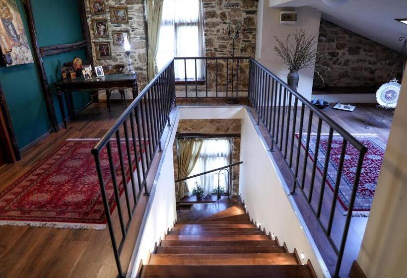 Президентский Люкс, Boutique Hotel Palea Poli