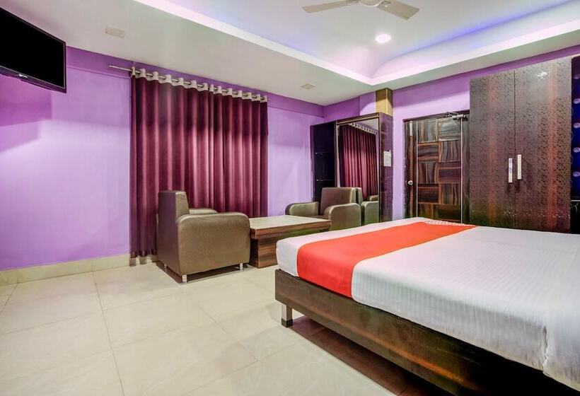 اتاق لوکس, The Silver International By Oyo Rooms