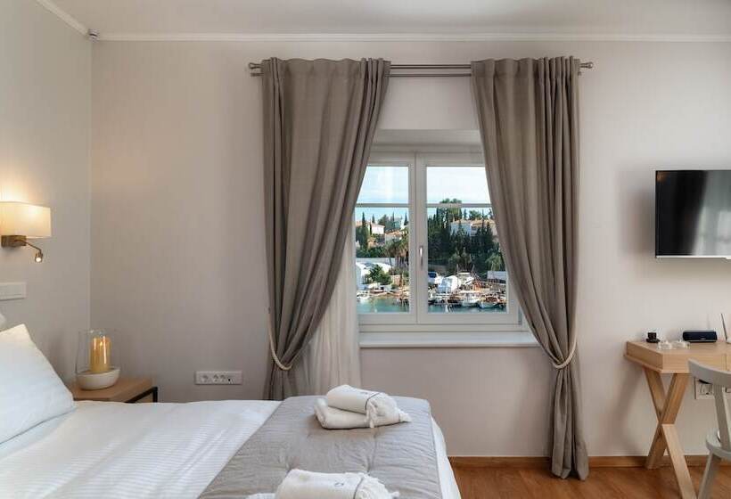 Президентский Люкс, Porto Vecchio Luxury Suites