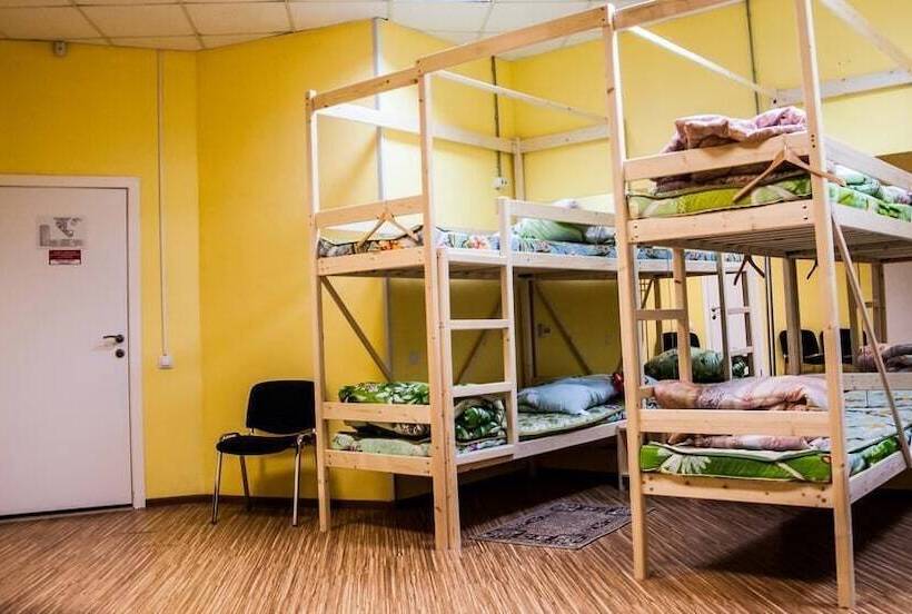تختخواب در اتاق مشترک, Sleep&go   Hostel
