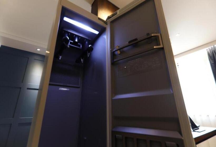 Deluxe Suite Sea View, Brooks Business