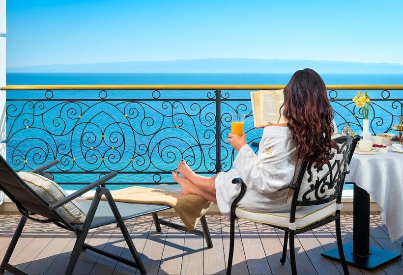 اتاق سوپریور با تخت بزرگ, Villa Harmony