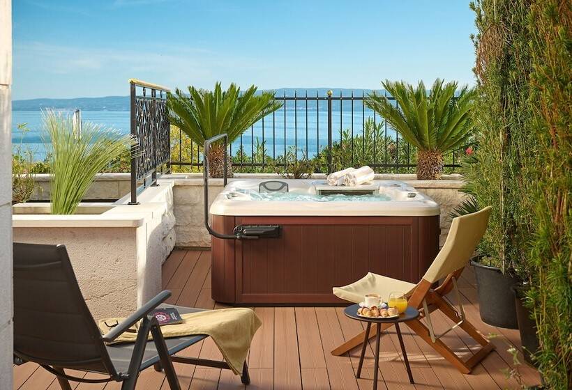 Deluxe Suite Sea View, Villa Harmony