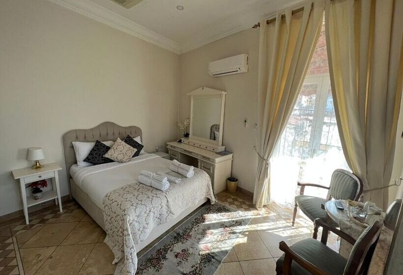 اتاق استاندارد, Lord S Residence Boutique