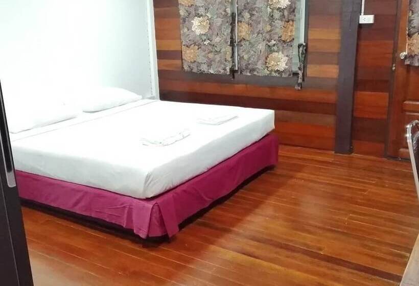 اتاق استاندارد, Jansom Beach Resort