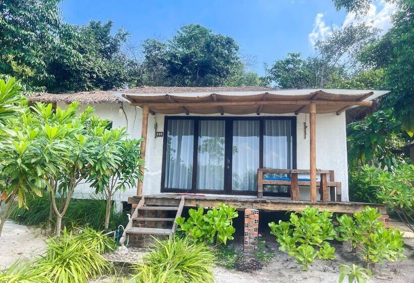سوییت خانوادگی, Long Beach Resort Koh Rong