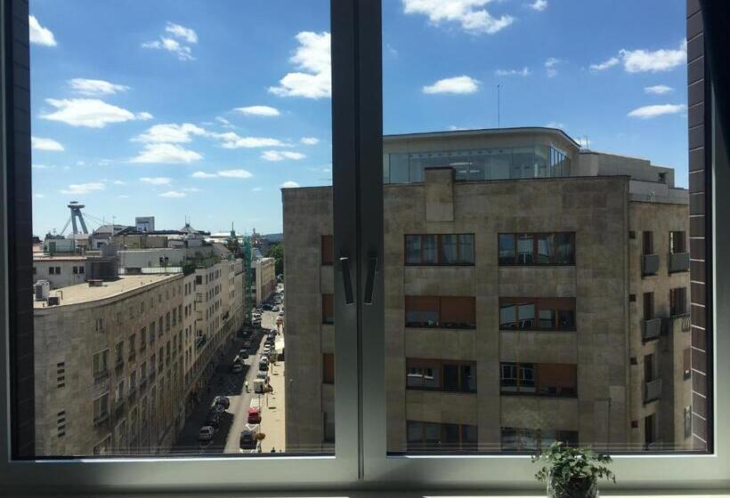 آپارتمان 1 خوابه با بالکن, City Center Best Place Apartments