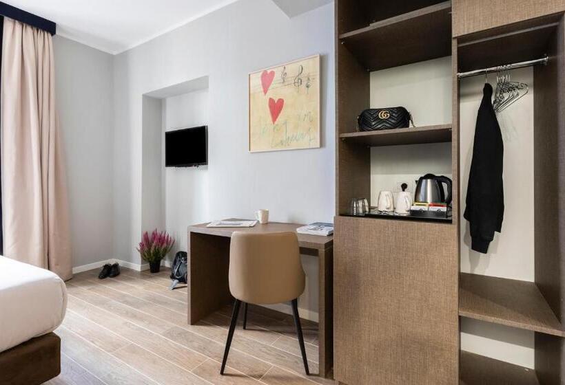 اتاق استاندارد, Giubbonari Suites