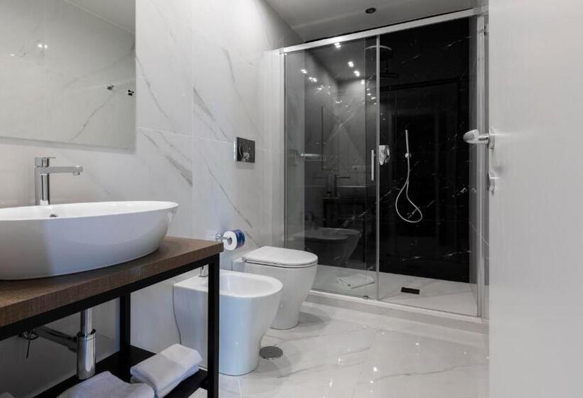 اتاق استاندارد, Giubbonari Suites
