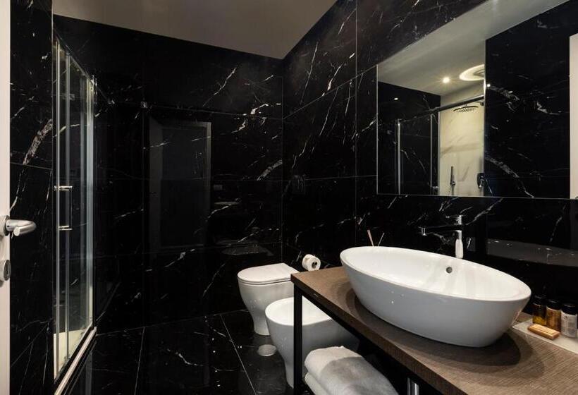 اتاق سوپریور, Giubbonari Suites