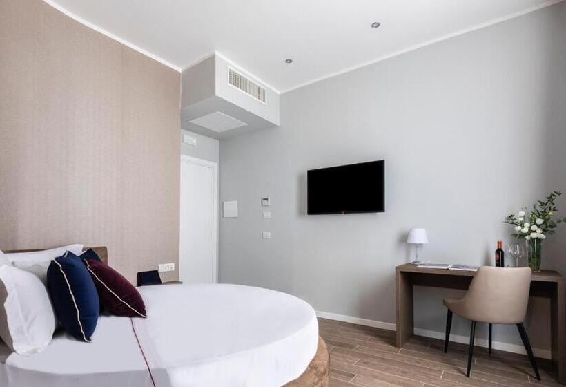 اتاق سوپریور, Giubbonari Suites