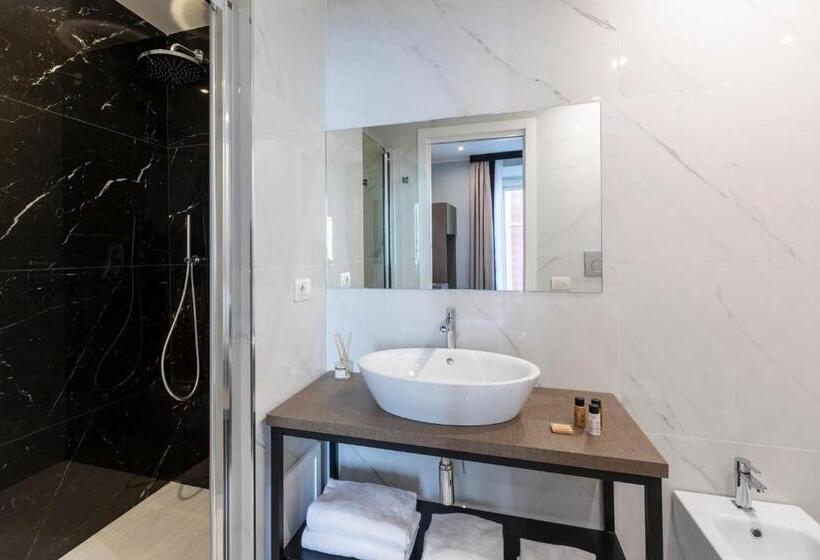 اتاق استاندارد, Giubbonari Suites