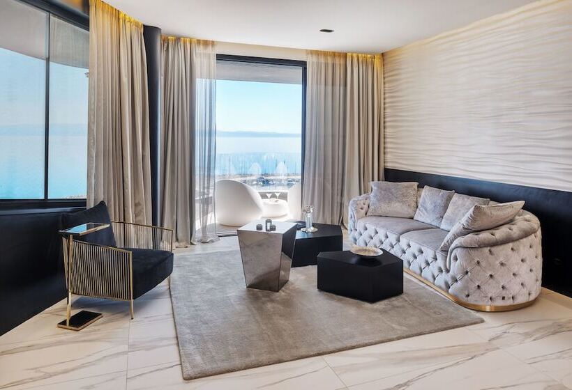 سوئیت دلوکس 2 خوابه, Posh Residence Luxury Suites