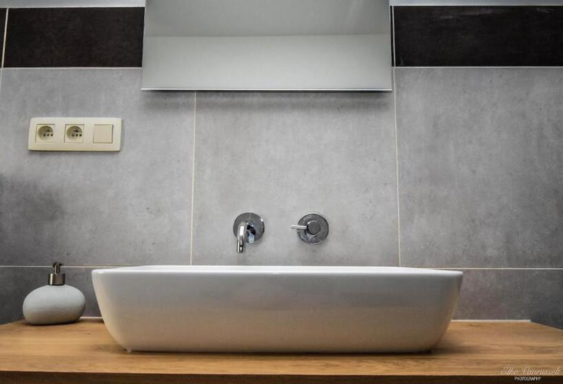 家庭小型套房, B&b De Bloesem