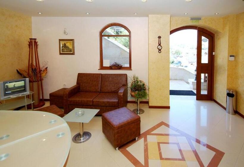 Номер Стандарт Вид на Море, Family Hotel Saint Nikola