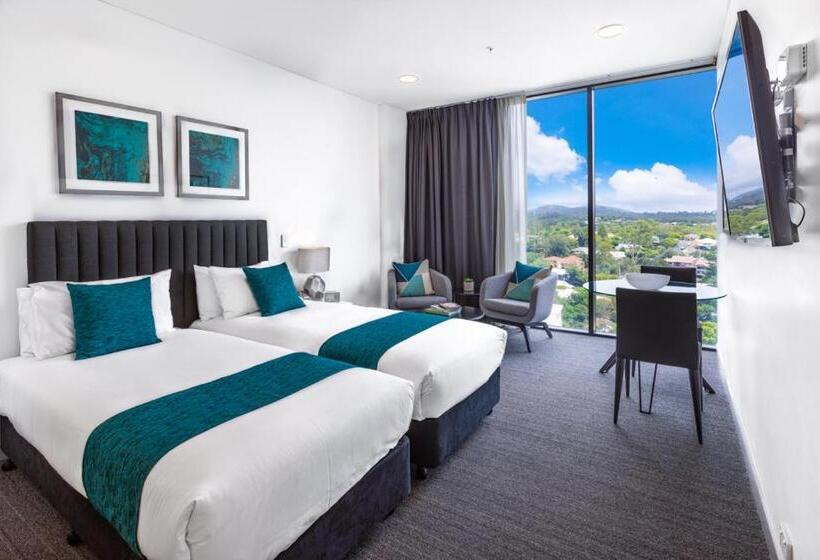 스탠다드 스튜디오, Essence Suites Taringa