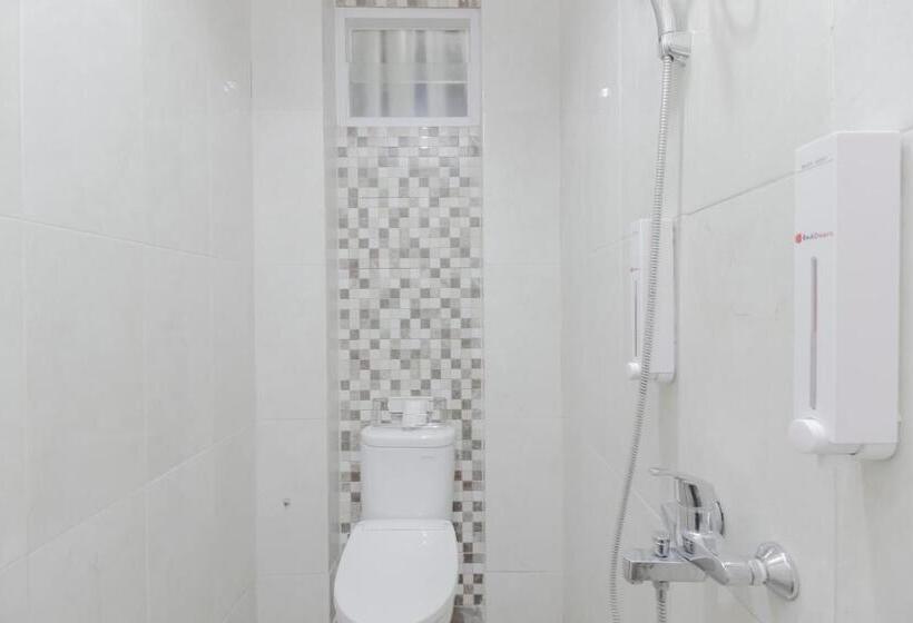Номер Стандарт, Reddoorz Plus @ Thamrin