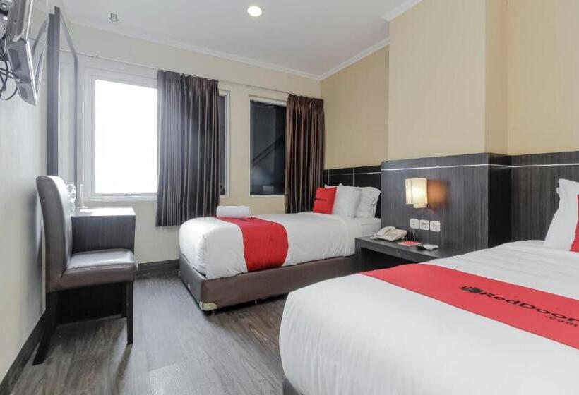 Номер Стандарт, Reddoorz Plus @ Thamrin