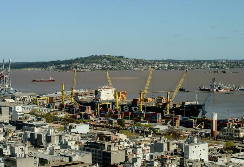 스탠다드 룸, Radisson Montevideo Victoria Plaza
