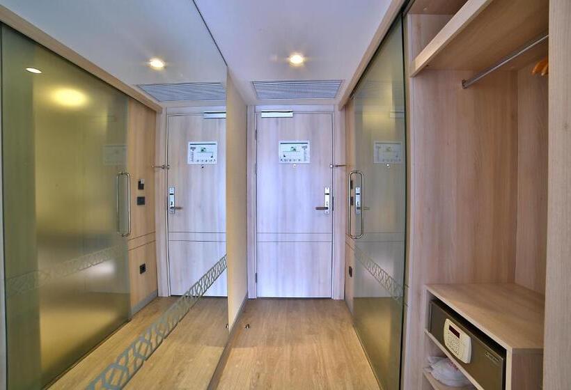 اتاق استاندارد, Ramada By Wyndham Istanbul Old City