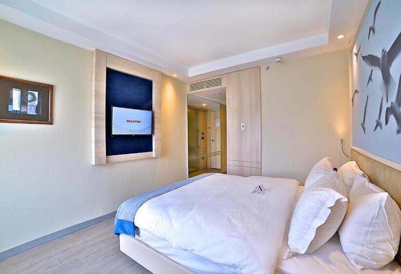 اتاق استاندارد, Ramada By Wyndham Istanbul Old City