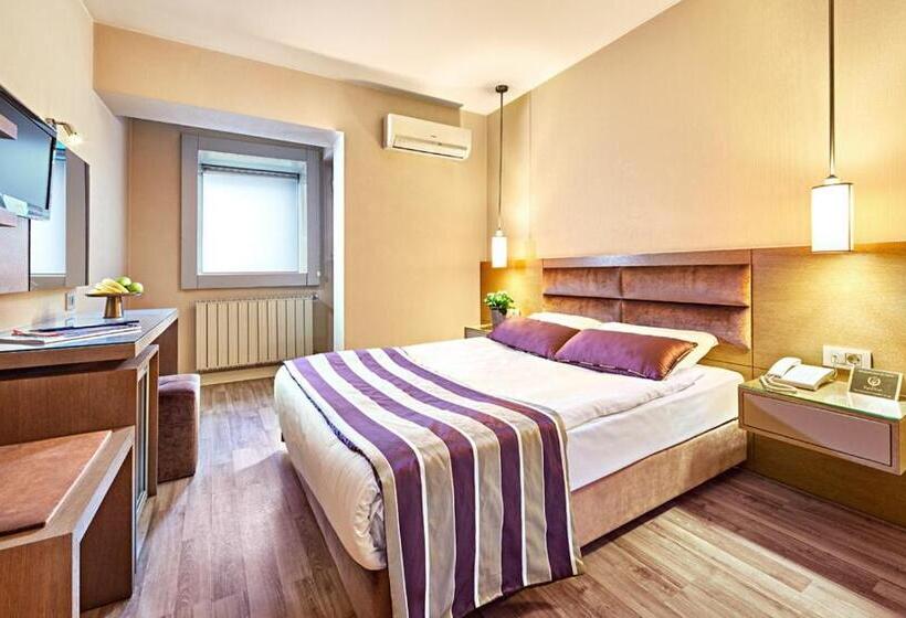 Quarto Estandar, The New Hotel Zeybek