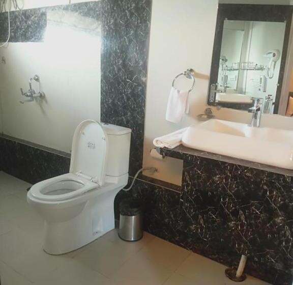 Трехместный Номер Комфорт, Comfort Inn Silver Arch Hotel, Mussoorie