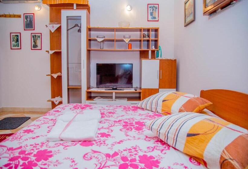شقة غرفة واحدة, Guest House Jeljenic