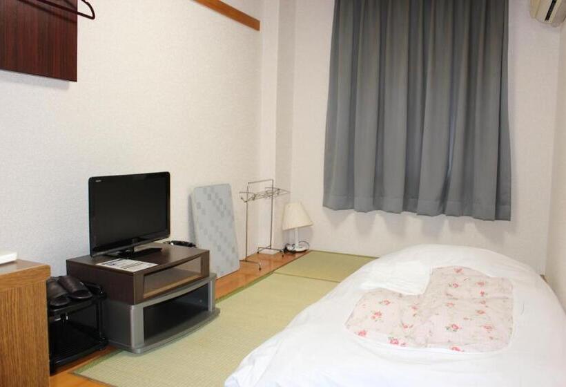 اتاق استاندارد یک تخته با سرویس بهداشتی مشترک, Higashihiroshima Hills Saijo