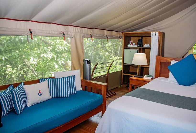 چادر با خدمات رفاهی ممتاز, Isla Chiquita Glamping