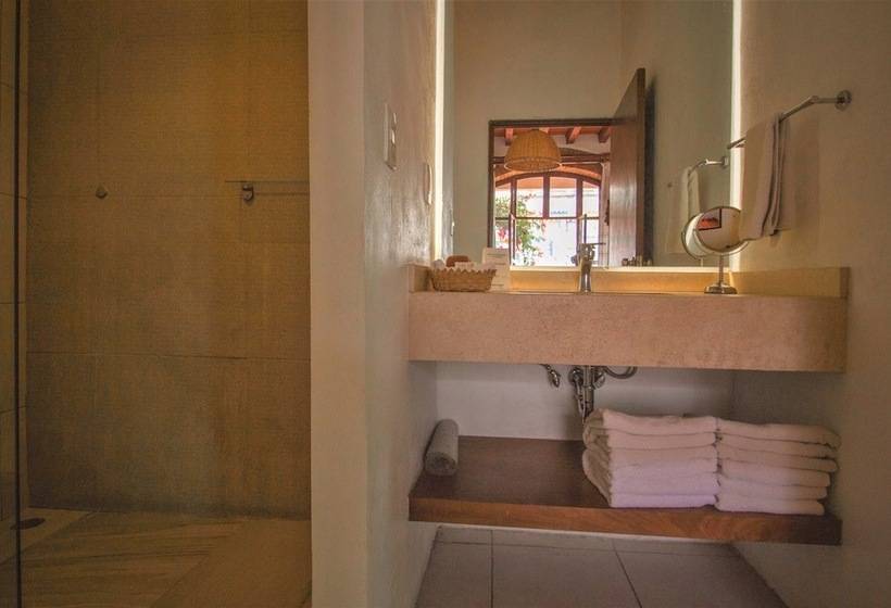 اتاق لوکس با تخت بزرگ, Nana Vida Hotel Oaxaca