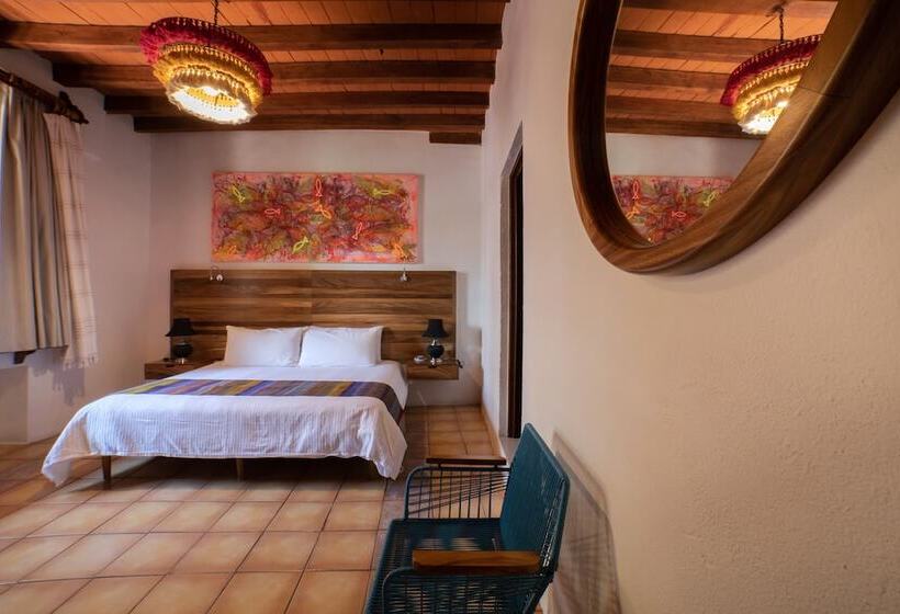 اتاق لوکس با تخت بزرگ, Nana Vida Hotel Oaxaca