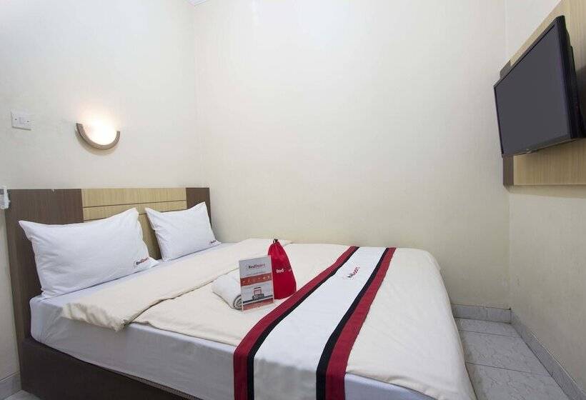 Номер Стандарт, Reddoorz Plus Near Stadion Mandala Krida