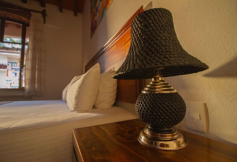 اتاق لوکس با تخت بزرگ, Nana Vida Hotel Oaxaca