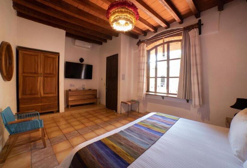 اتاق لوکس با تخت بزرگ, Nana Vida Hotel Oaxaca
