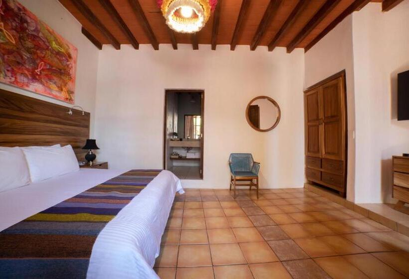 اتاق لوکس با تخت بزرگ, Nana Vida Hotel Oaxaca