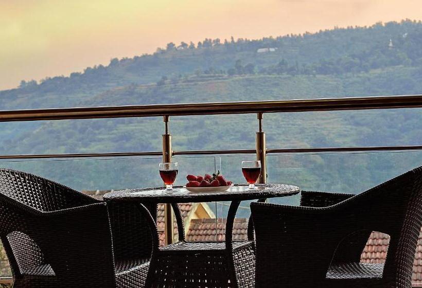 Family Suite, Sterling Panchgani