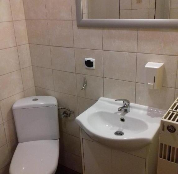 Quarto Estandar, Dom Gościnny Gerus