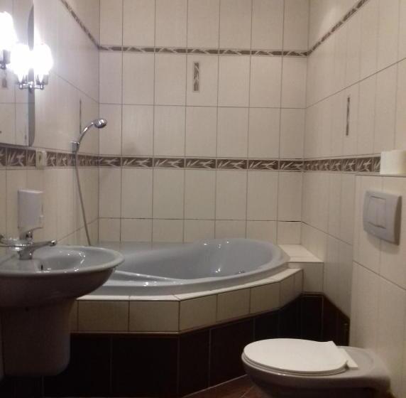 Quarto Estandar, Dom Gościnny Gerus