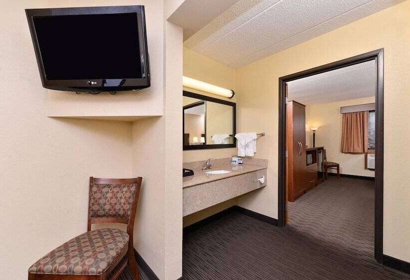 Люкс, Americinn By Wyndham Fergus Falls  Conference Center