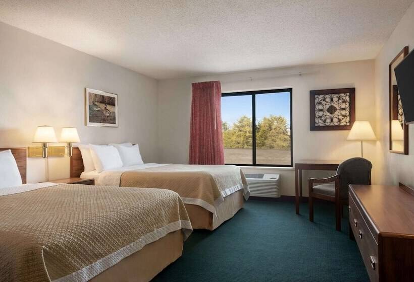 Люкс Повышенной Комфортности, Days Inn By Wyndham Eagle River