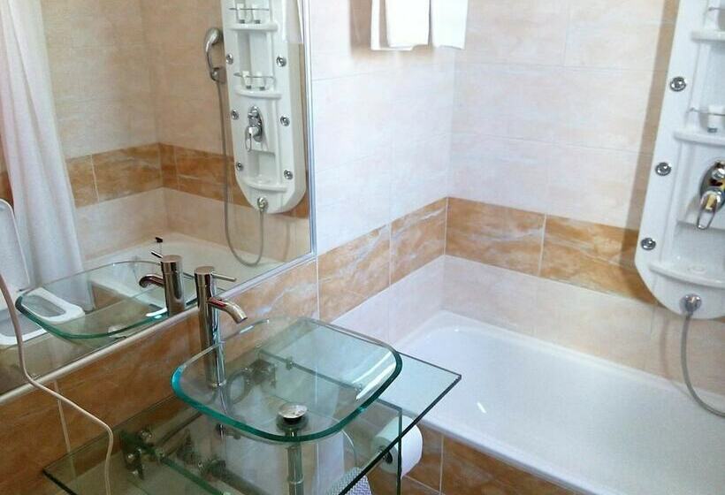 اتاق استاندارد, Elimeia 3