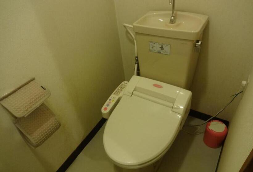 اتاق استاندارد با سرویس بهداشتی مشترک, Resort Inn Seikan